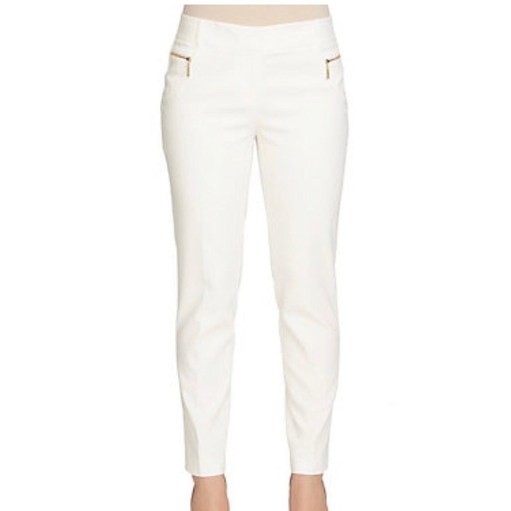 NWOT Chaus - White Cropped Dress Pants